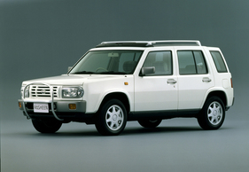 Nissan Rasheen (1994) - Allradzwerg