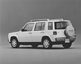 Nissan Rasheen (1994) - Das Design erinnert an den Land Rover Discovery