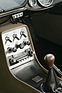 Nissan Silvia Coupé (1966) - Originalradio und gut beschriftete Schalter