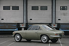 Nissan Silvia Coupé (1966) - der kurze Dachaufbau lässt den Wagen trotz kurzem Radstand gestreckt und elegant erscheinen