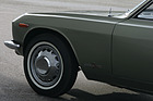 Nissan Silvia Coupé (1966) - die vielen Kanten und Sicken lassen das Auto gestreckter erscheinen