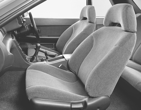 Nissan Skyline GTS-t Type M (1989) - Interieur des zweitürigen Coupé
