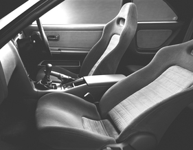 Nissan Skyline R32 GT-R (1995) - Interieur der N1-Version