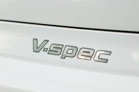 Nissan Skyline R34 GT-R V-Spec (1999) - "V-Spec"-Schriftzug