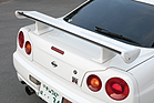 Bild: Nissan Skyline R34 GT-R V-Spec (1999) - den Heckflügel hatten alle GT-R