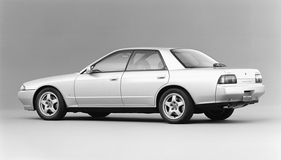 Nissan Skyline Sport Secan GTS-t Type M (1989) - als Viertürer