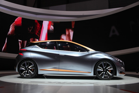 Nissan Sway - appetitliches Konzeptfahrzeug - auf dem Genfer Automobilsalon 2015