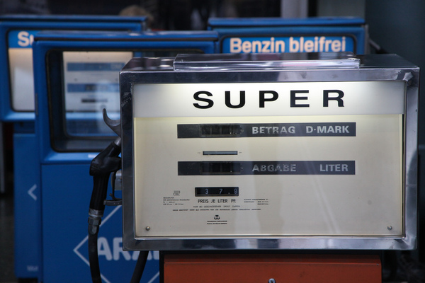 Noch eine Tanksäule - Bremen Classic Motorshow 2020