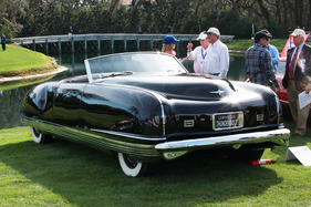 Bild Noch einmal der Donnerbolzen, hier allerdings mit geöffnetem Klapp-Hardtop - Chrysler Thunderbolt von 1941.