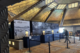 Noch keine Schlangen beim Registration Desk - RM Sotheby's Arizona Versteigerung 2025