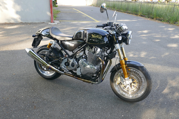 Norton Commander 961 Sport (2012) - gemeldet als Lot 024 an der Versteigerung der Oldtimer Galerie in Toffen am 30. März 2019