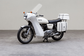 Norton Commando Interstate 850 (1975) - angeboten als Lot 02 an der Auctionata Versteigerung an der Motorworld Berlin am 8. Oktober 2016