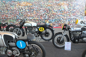 Norton Manx (1954) -55 PS auf 500 cm3 - Teil der Sonderschau Britische Motorräder - Retro Classics Stuttgart 2017