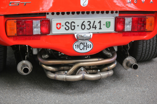 Nova GT (1969) - Auspuffgewirr beim Zürich Classic Car Award 2021