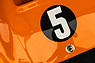 Nur echt mit Kiwi: frühes McLaren-Emblem mit dem neuseeländischen Nationalvogel – Goodwood Festival of Speed 2023 (© Stuart Adams, 2023) Nur echt mit Kiwi: frühes McLaren-Emblem mit dem neuseeländischen Nationalvogel – Goodwood Festival of Speed 2023 (© Stuart Adams, 2023)