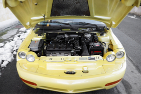 OPAC Più (1996) – Die Scheinwerfer bleiben bei geöffneter Motorhaube stehen