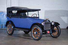 Oakland Model 34-B Touring (1918) - als Lot 206 an der RM/Sotheby's Arizona Versteigerung 2017 angeboten