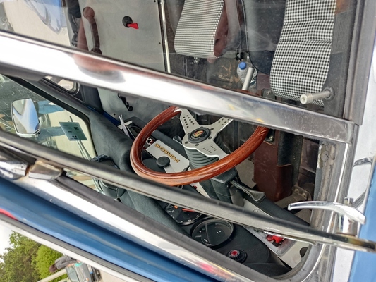 Ob der Fahrer dieses 911 so schwere Daumen hat? – Porsche-Treffen Dinslaken 2022