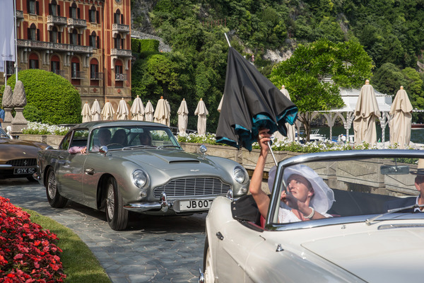 Ob dieser Schirm wirklich vor 007 schützen kann? Vermutlich kaum …