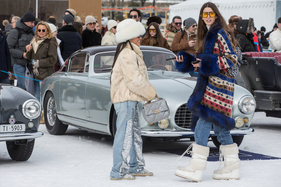 Ob sich die Betrachter der geschichtlichen Bedeutung dieses Ferrari 250 Europa bewusst waren? - The I.C.E. St. Moritz 2025 Ob sich die Betrachter der geschichtlichen Bedeutung dieses Ferrari 250 Europa bewusst waren? - The I.C.E. St. Moritz 2025