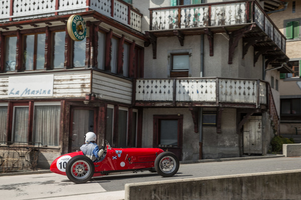 Obwohl bei Bergrennen einzel gestartet wird, lohnt sich doch ab und zu ein Blick zurück!
