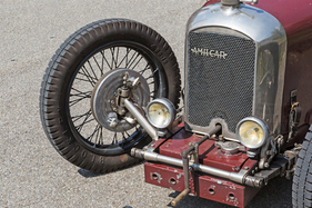 Öltank unter dem Kühler – Ecurie Anges Bleus im Boxenstop Tübingen 2025