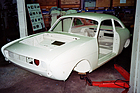 Ogle SX 1000 (1963) - Restaurierung - die neu lackierte Rohkarosserie