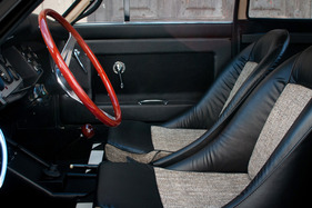 Ogle SX 1000 (1963) - die Sitze versprechen angenehmen Seitenhalt