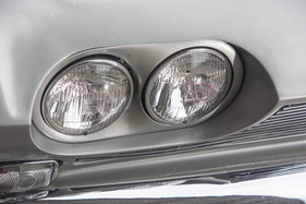 Ogle Triplex GTS (1965) - runde Doppelscheinwerfer