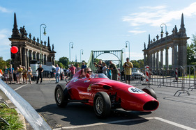 Ohne Helm im Stanguellini unterwegs - 24 Tour du Pont 2015