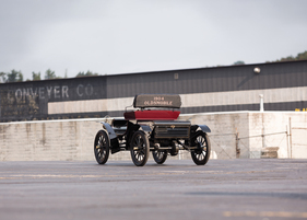 Oldsmobile Curved-Dash Runabout (1904) - als Lot 158 an der RM Auction Hershey vom 9./10. Oktober 2014