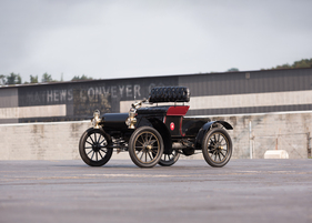Oldsmobile Curved-Dash Runabout (1904) - als Lot 158 an der RM Auction Hershey vom 9./10. Oktober 2014