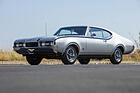 Bild: Oldsmobile Cutlass Hurst/Olds (1968) - Lot 195 an der Bonhams Quail Lodge Versteigerung am 16. August 2024