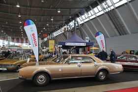 Oldsmobile Delta 88 Holiday Sedan (1967) - gebaut bei GM Suisse SA in Biel - Retro Classics Stuttgart 2020
