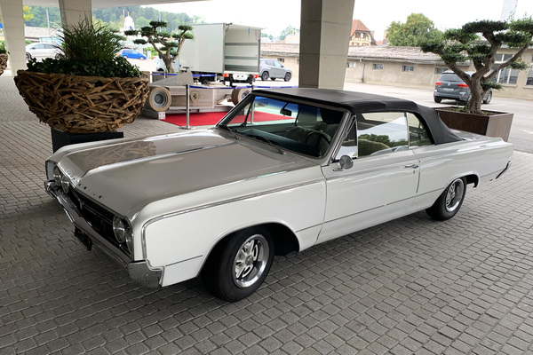 Oldsmobile F 85 (1964) - als Lot 102 angeboten an der XE Exclusive Cars Versteigerung vom 1. Oktober 2022 in Langenthal