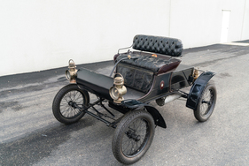 Oldsmobile Model R 'Curved-Dash' Runabout (1902) - angeboten als Lot 373 an der RM/Sotheby's Versteigerung in Hershey am 10./11. Oktober 2019