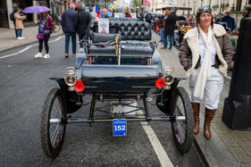 Oldsmobile Model R Runabout (1903) – St. James Motoring Spectacle 2024