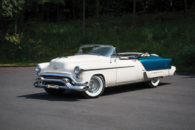 Oldsmobile Ninety-Eight Fiesta (1953) - als Lot 3137 an der RM Auction Fort Lauderdale am 6./7. April 2018