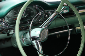 Oldsmobile Series 88 Four Door Hardtop (1957) - am Zurich Classic Car Award 2014 (ZCCA)