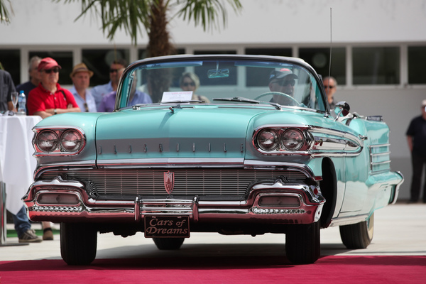 Oldsmobile Super 88 Convertible (1958) - als Lot 24 an der Versteigerung der Oldtimer Galerie auf dem Dolder am 16. Juni 2018