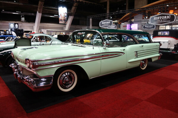 Oldsmobile Super 88 Fiesta (1958) – Classic Car Show Brussels 2022