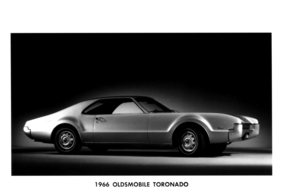 Oldsmobile Toronado (1966) - Werksbild