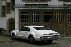 Oldsmobile Toronado (1967) - kam ohne Design-Firlefanz aus - die schlichte Formgestaltung