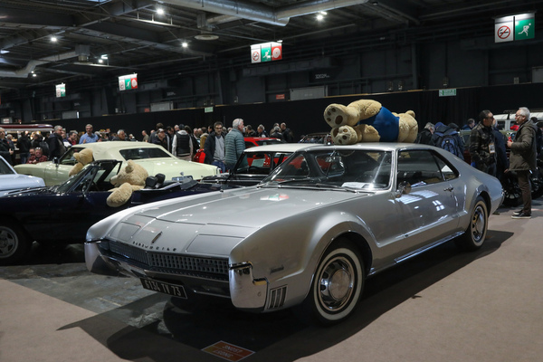 Oldsmobile Toronado (1967) – legendäres Frontantriebs-Coupé mit 61'000 km für EUR 28'000 im Angebot – Rétromobile Paris 2025