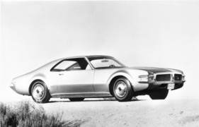 Oldsmobile Toronado (1968) - das Modell 1968 zeigt sich wesentlich verändert