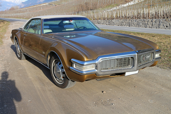 Bild: Oldsmobile Toronado (1969) - als Lot 143 angeboten an der Versteigerung der Oldtimer Galerie in Toffen am 26. März 2022