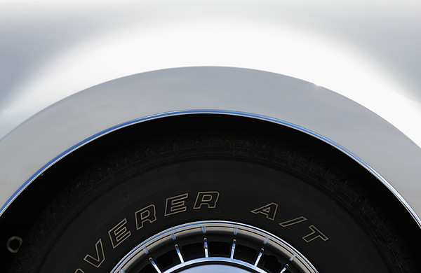 Oldsmobile Toronado Deluxe (1967) - breite Radläufe