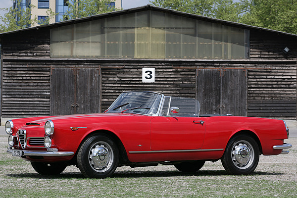 Oldtimer Sunday Morning Meeting in Zug - Mai 2011 - Alfa Romeo Spider