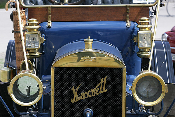 Oldtimer Sunday Morning Meeting in Zug - Mai 2011 - Maxwell