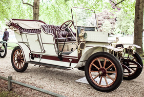 Opel 10/18 PS (1908) - auf Schloss Dyck bei der Kronprinz Wilhelm Rasanz Fahrt 2013